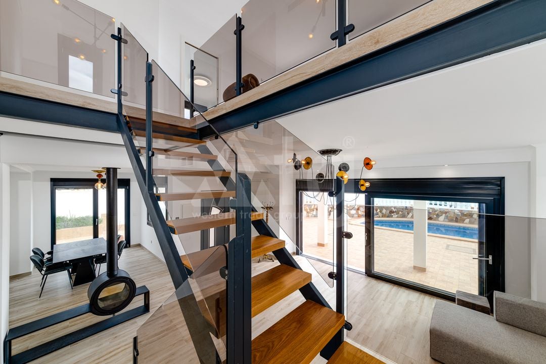 4 bedroom Villa in Torrevieja - CBC37369 - Photo - 17
