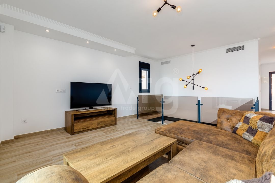 4 bedroom Villa in Torrevieja - CBC37369 - Photo - 20