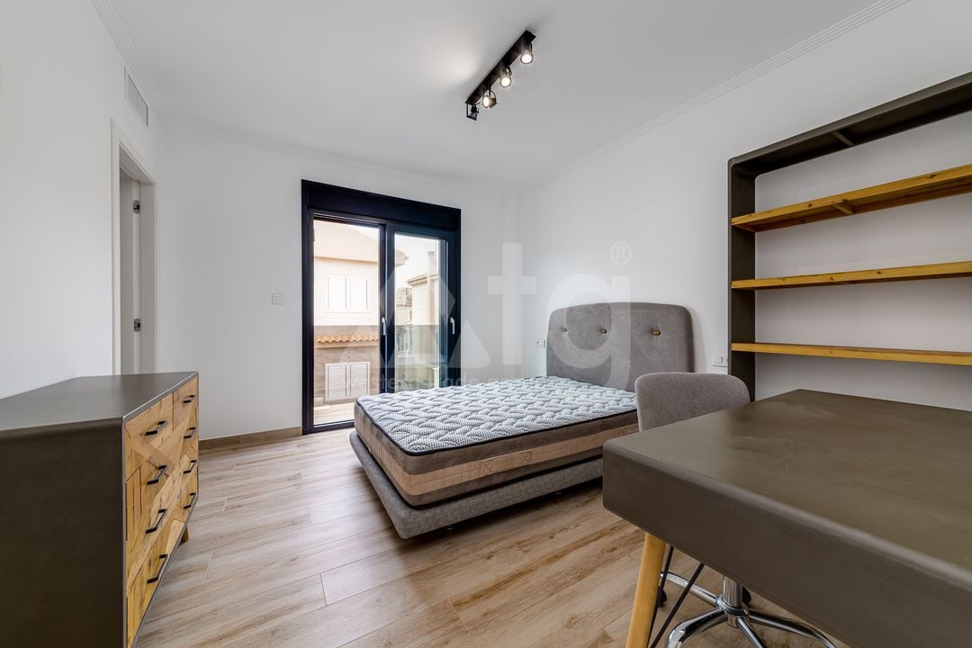 4 bedroom Villa in Torrevieja - CBC37369 - Photo - 22
