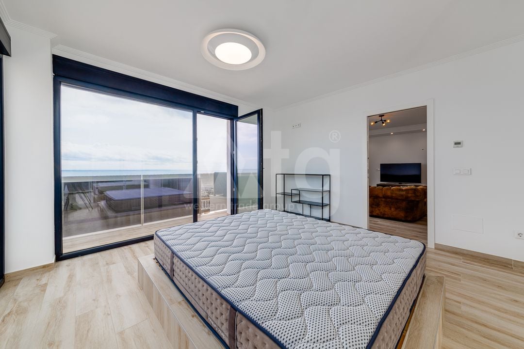 4 bedroom Villa in Torrevieja - CBC37369 - Photo - 29