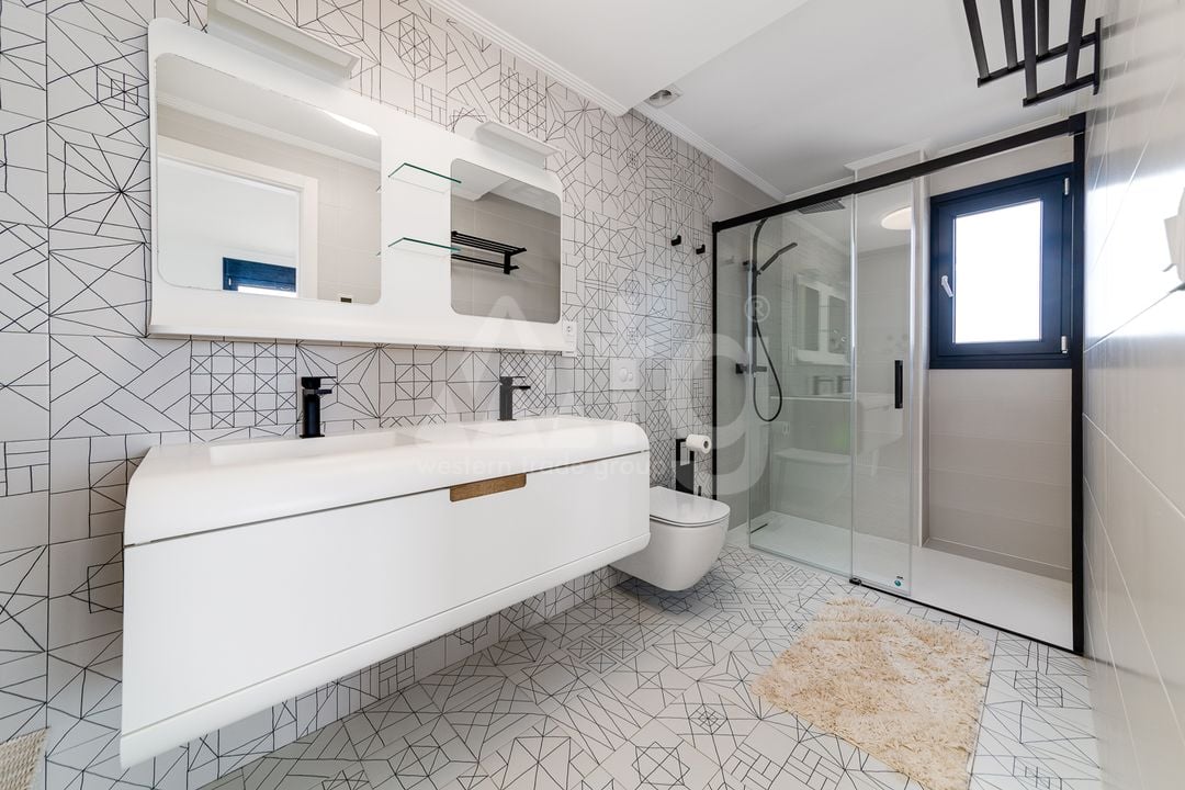 4 bedroom Villa in Torrevieja - CBC37369 - Photo - 37