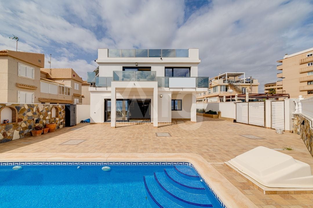 4 bedroom Villa in Torrevieja - CBC37369 - Photo - 2