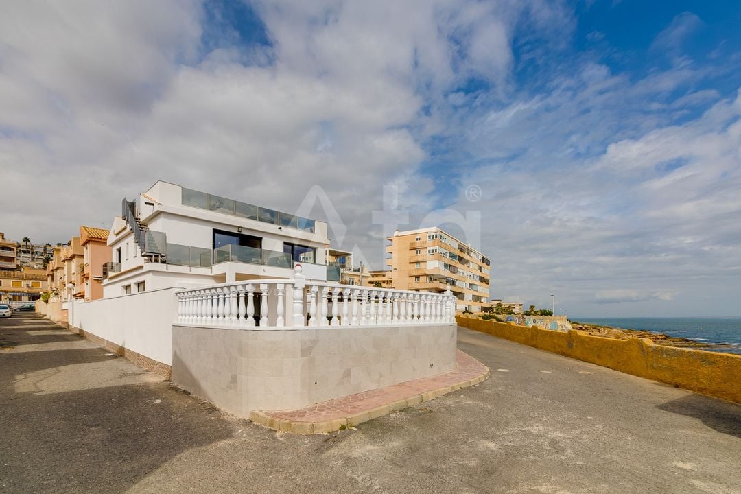 4 bedroom Villa in Torrevieja - CBC37369 - Photo - 49