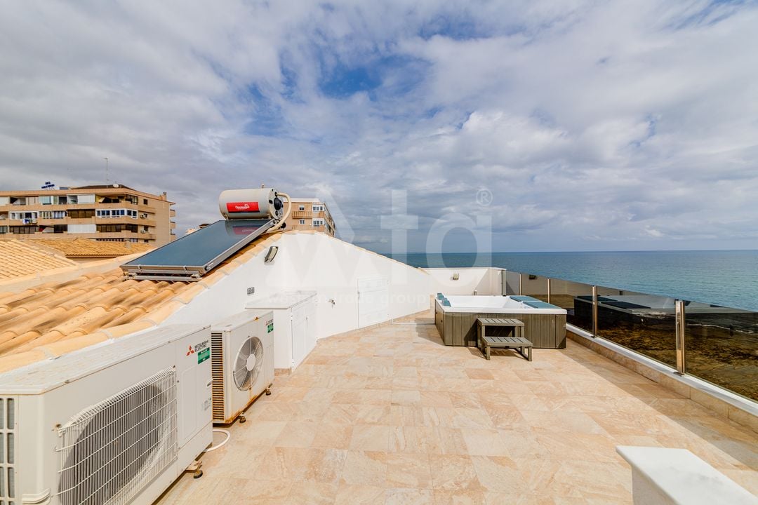 4 bedroom Villa in Torrevieja - CBC37369 - Photo - 44