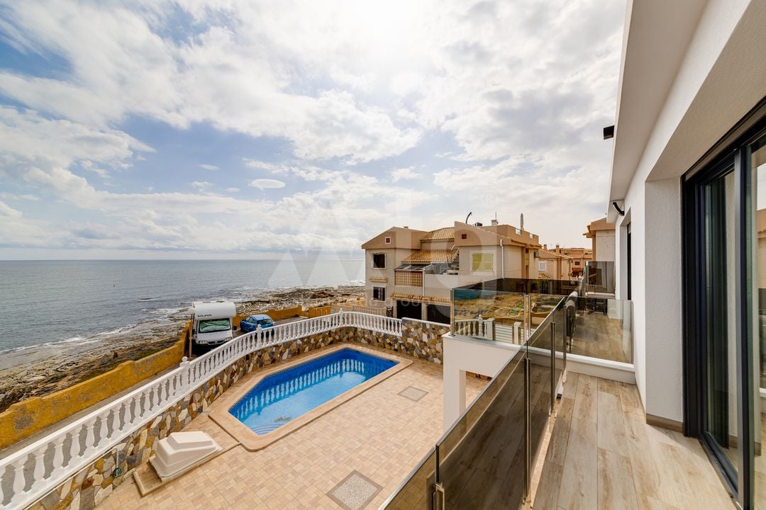 4 bedroom Villa in Torrevieja - CBC37369 - Photo - 4