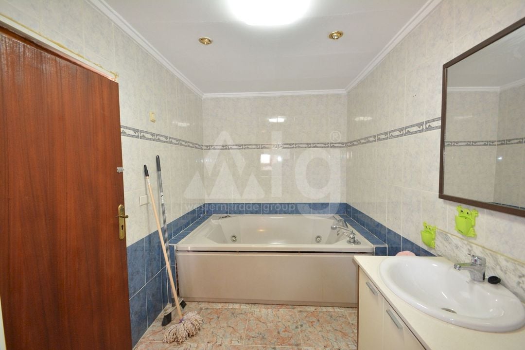 Townhouse de 4 chambres à Torrevieja - LCP146859 - Photo - 22