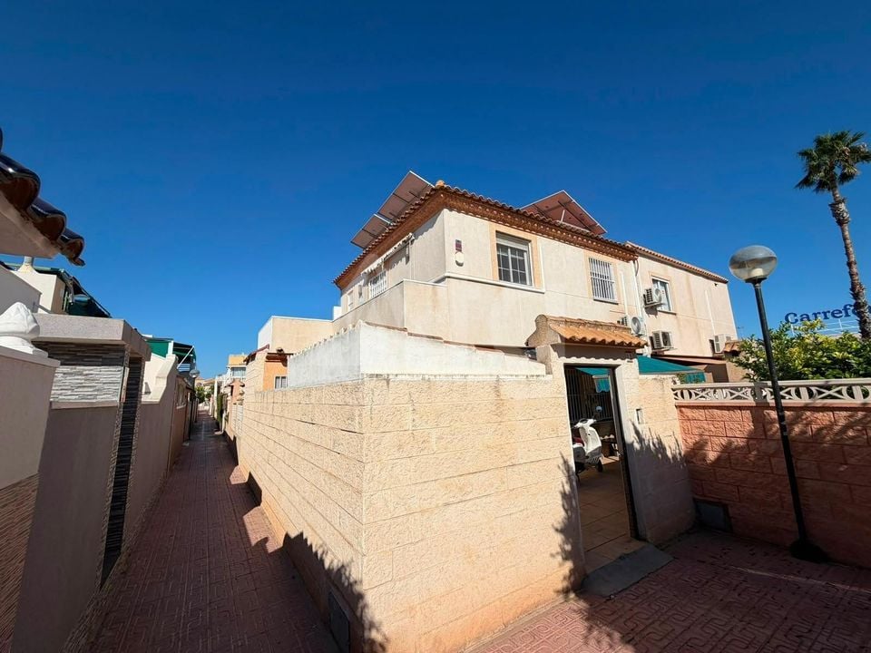 Villa de 3 chambres à Torrevieja - SV146863 - Photo - 2