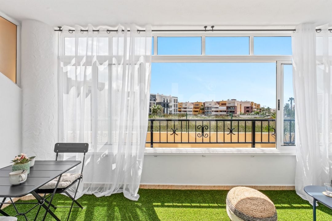 2 bedroom Apartment in Playa Flamenca - VRE146946 - Photo - 25