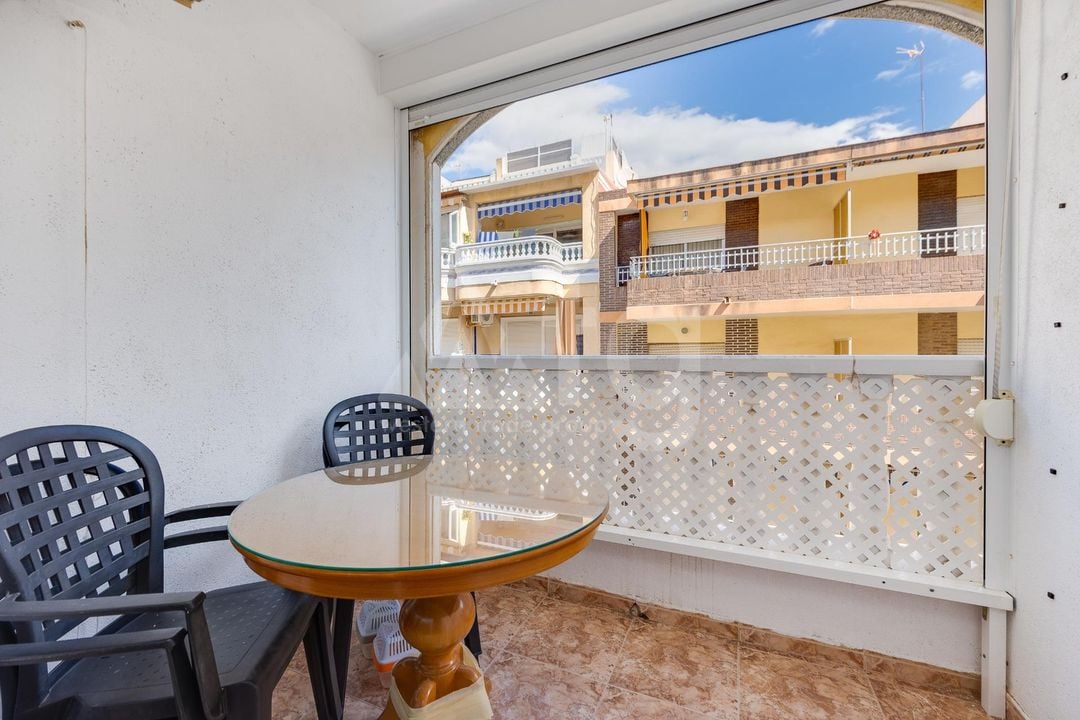 2 bedroom Apartment in Torrevieja - CYM146968 - Photo - 18