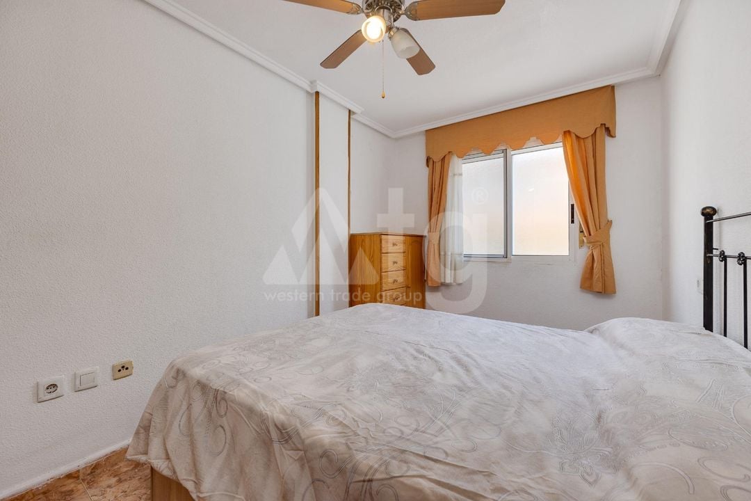 2 bedroom Apartment in Torrevieja - CYM146968 - Photo - 11