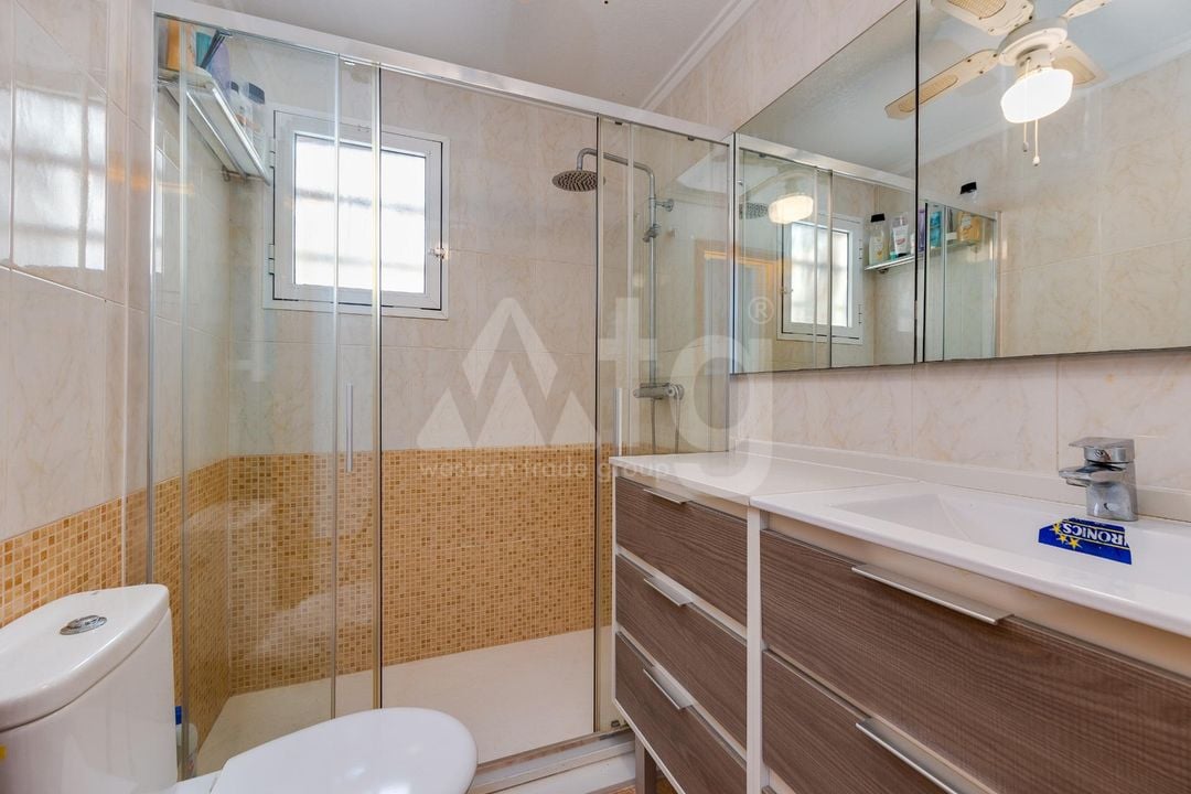 2 bedroom Apartment in Torrevieja - CYM146968 - Photo - 17