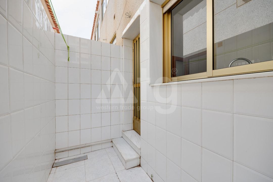 Appartement de 2 chambres à Torrevieja - CYM146969 - Photo - 16