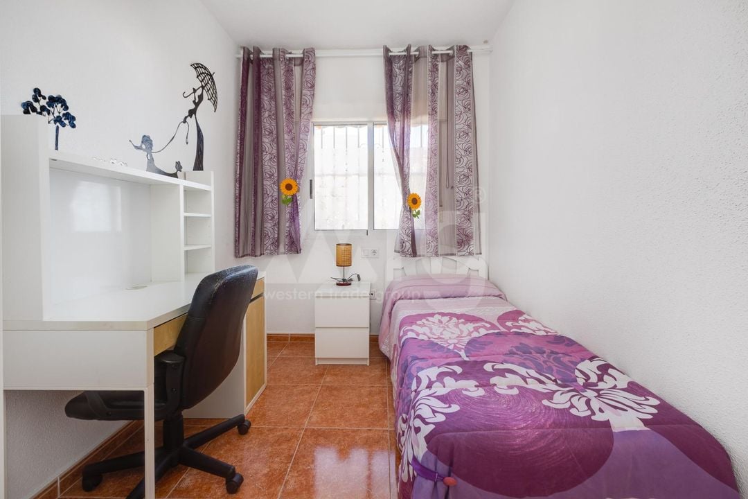 3 bedroom Penthouse in Torrevieja - CYM146971 - Photo - 8