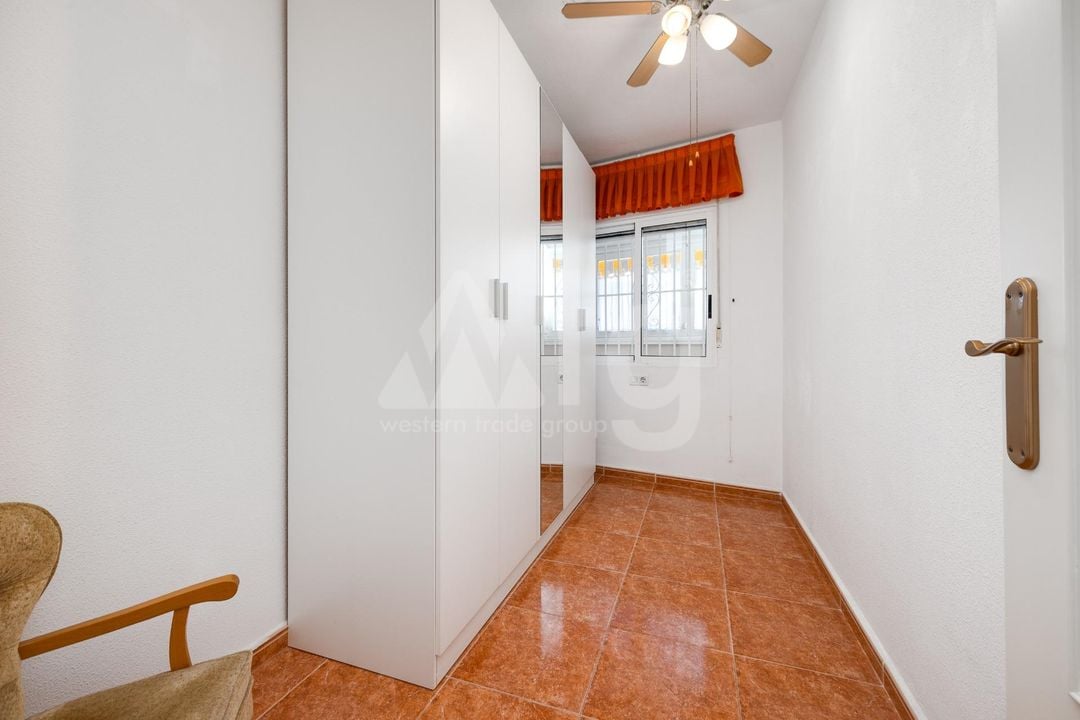 3 bedroom Penthouse in Torrevieja - CYM146971 - Photo - 12