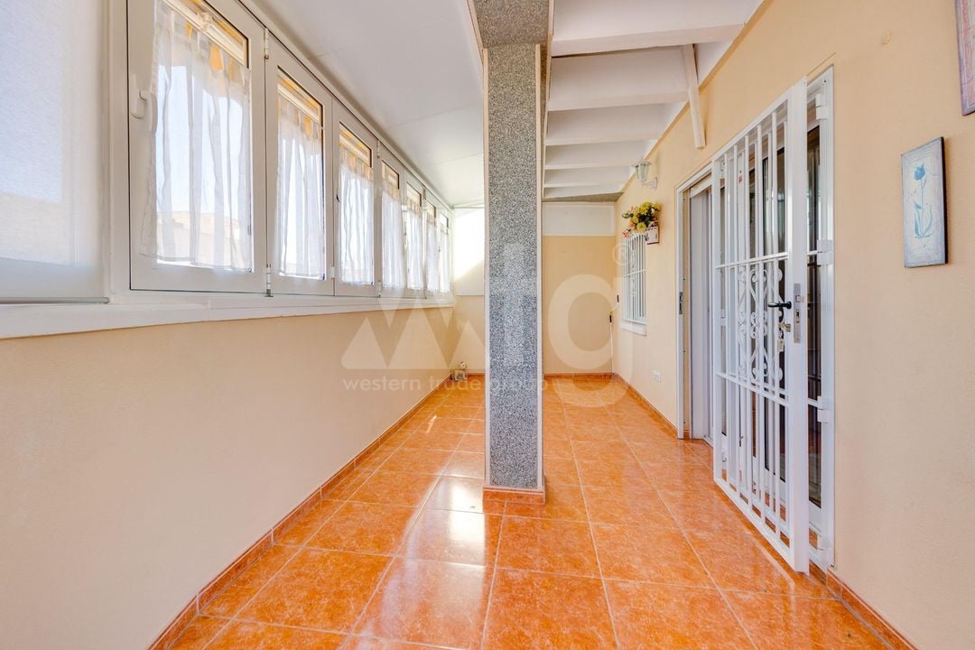 3 bedroom Penthouse in Torrevieja - CYM146971 - Photo - 19