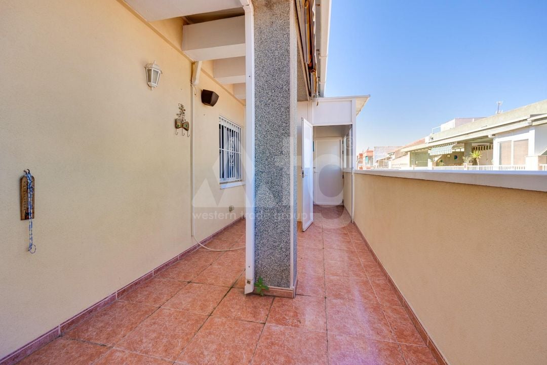 3 bedroom Penthouse in Torrevieja - CYM146971 - Photo - 24