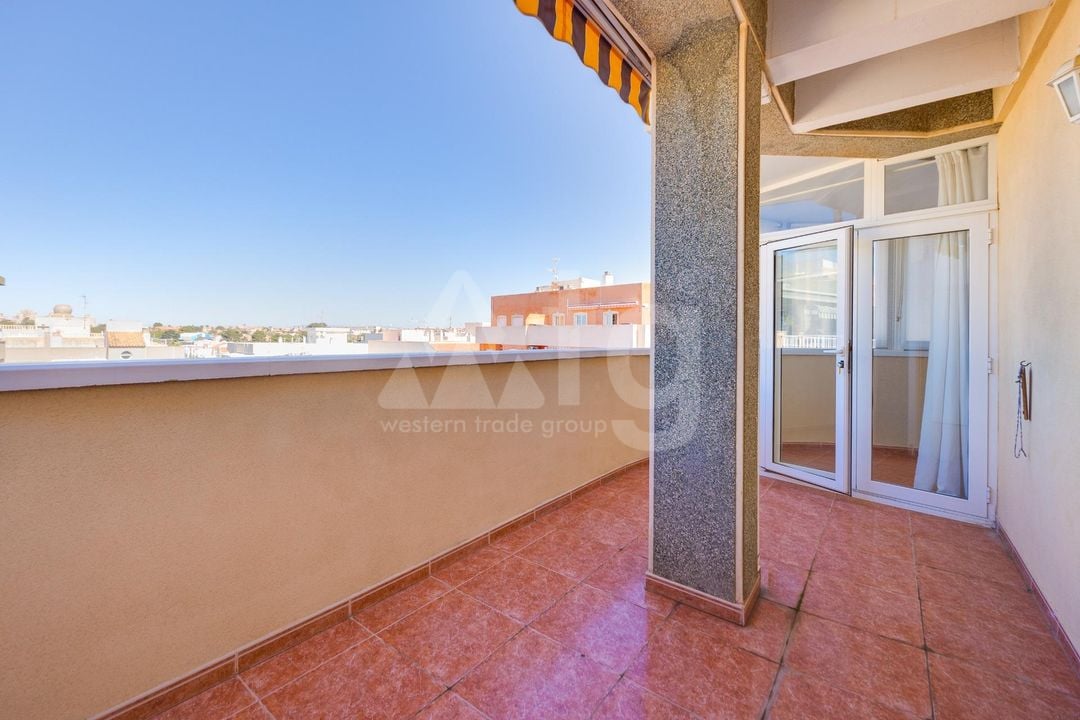 3 bedroom Penthouse in Torrevieja - CYM146971 - Photo - 23