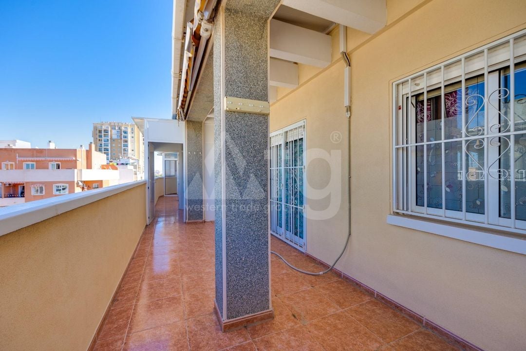3 bedroom Penthouse in Torrevieja - CYM146971 - Photo - 21
