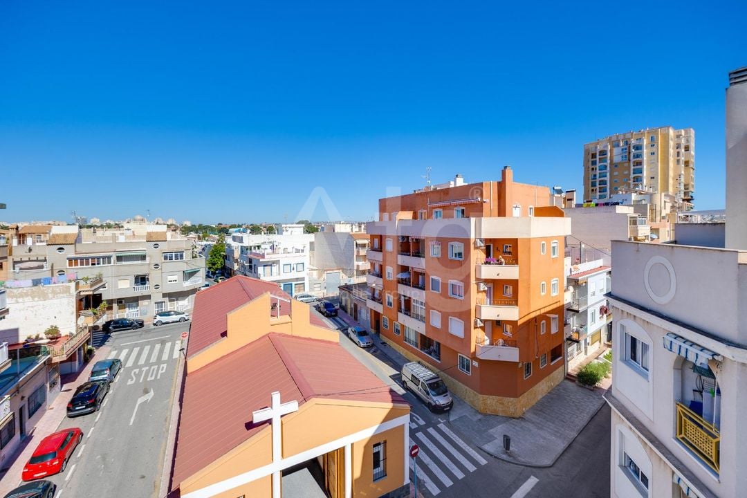 3 bedroom Penthouse in Torrevieja - CYM146971 - Photo - 32