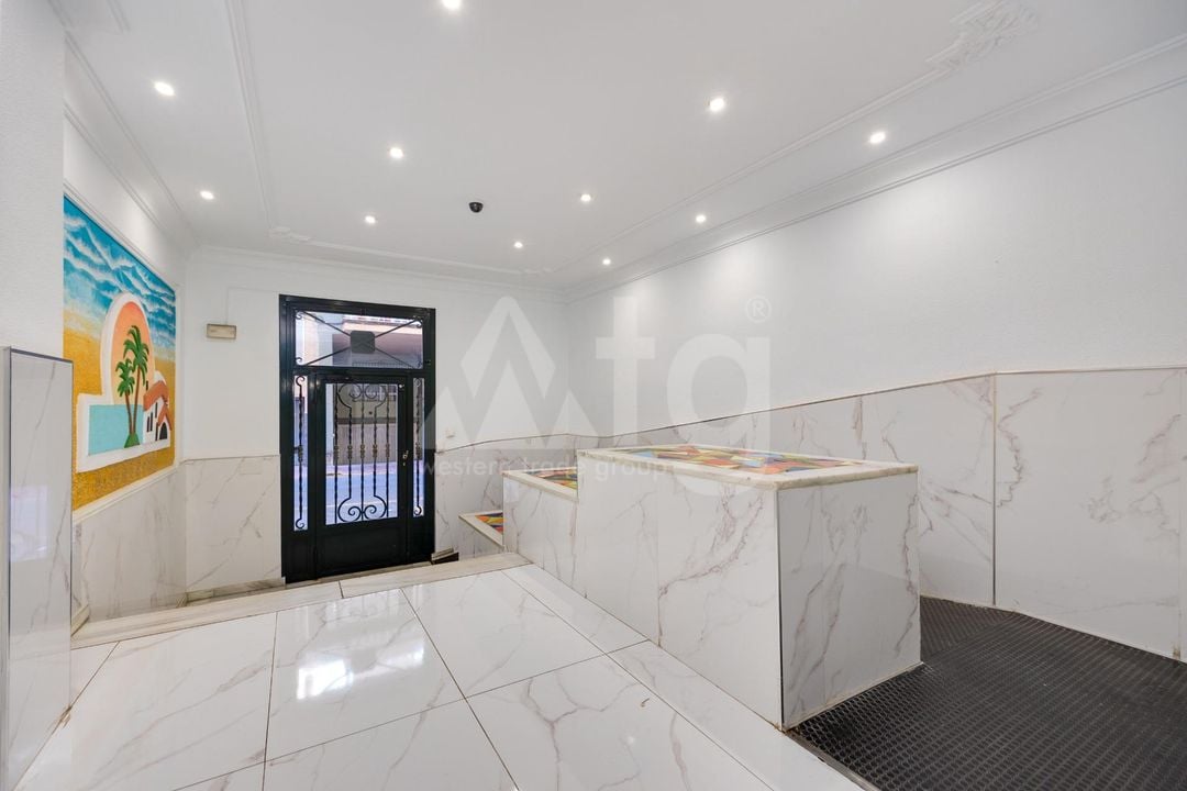 3 bedroom Penthouse in Torrevieja - CYM146971 - Photo - 28