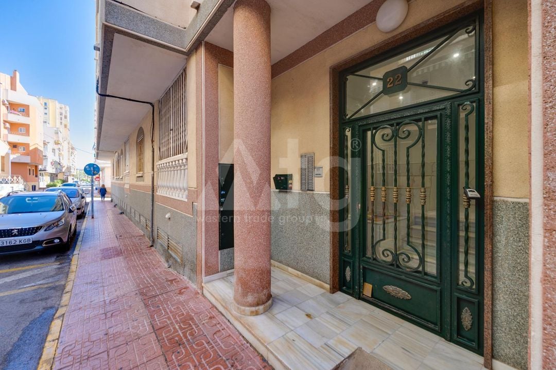 3 bedroom Penthouse in Torrevieja - CYM146971 - Photo - 30