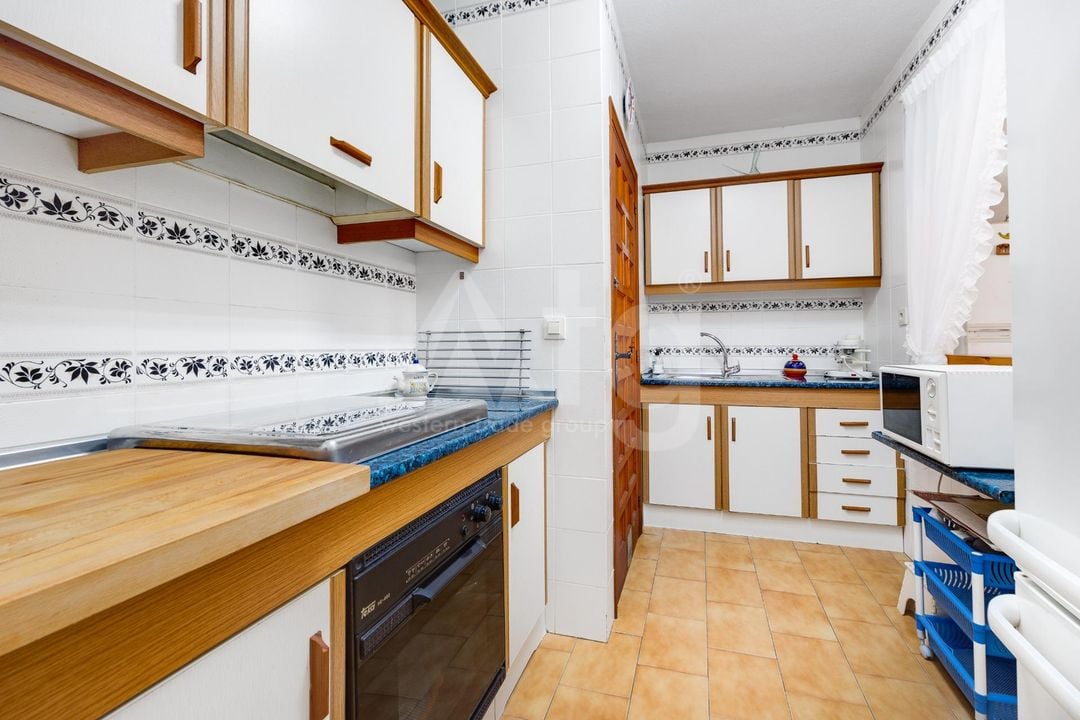 3 bedroom Bungalow in Torrevieja - CYM146972 - Photo - 9