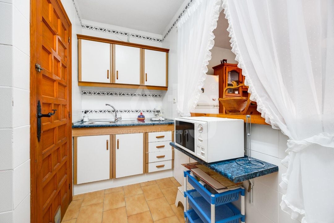 3 bedroom Bungalow in Torrevieja - CYM146972 - Photo - 11