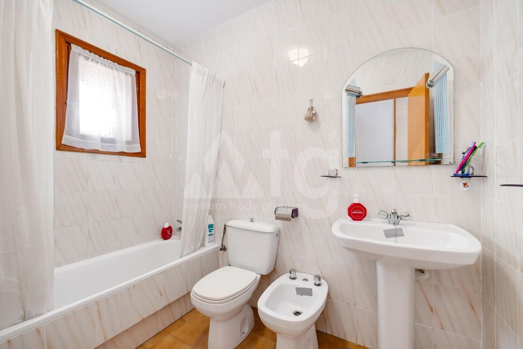 3 bedroom Bungalow in Torrevieja - CYM146972 - Photo - 22