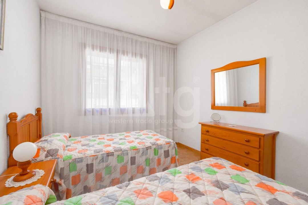 3 bedroom Bungalow in Torrevieja - CYM146972 - Photo - 17