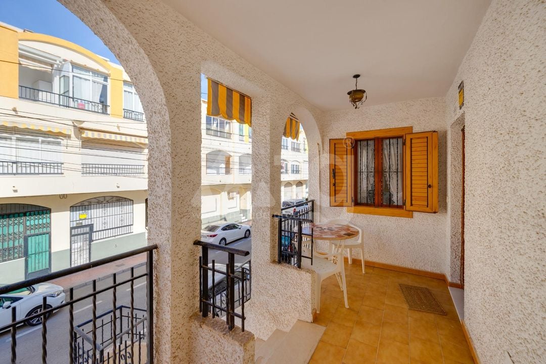 3 bedroom Bungalow in Torrevieja - CYM146972 - Photo - 30