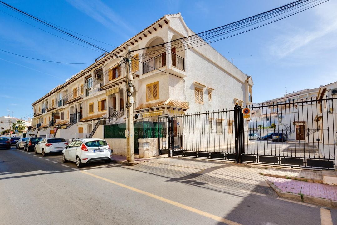 3 bedroom Bungalow in Torrevieja - CYM146972 - Photo - 42