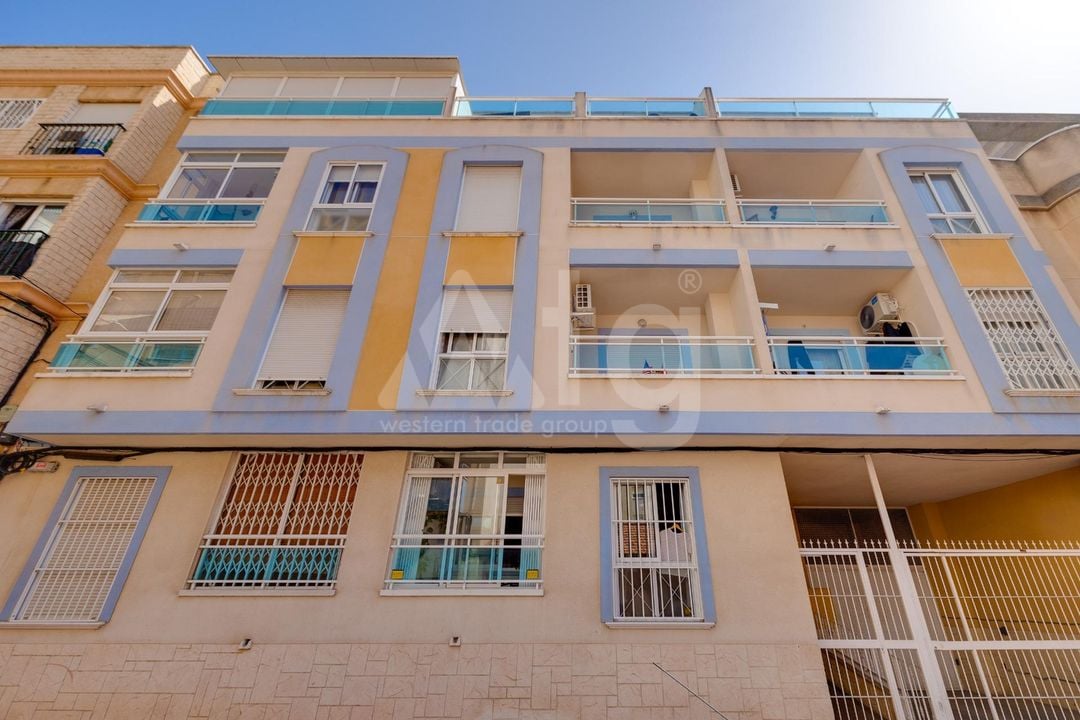 2 bedroom Apartment in Torrevieja - CYM146973 - Photo - 30