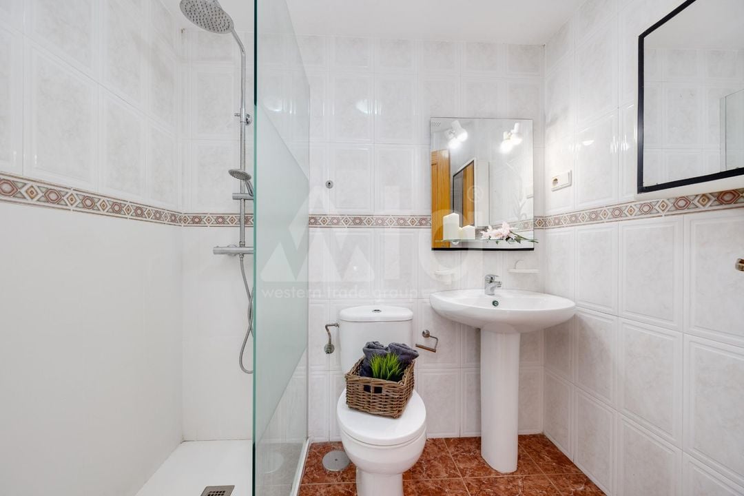 2 bedroom Apartment in Torrevieja - CYM146977 - Photo - 17