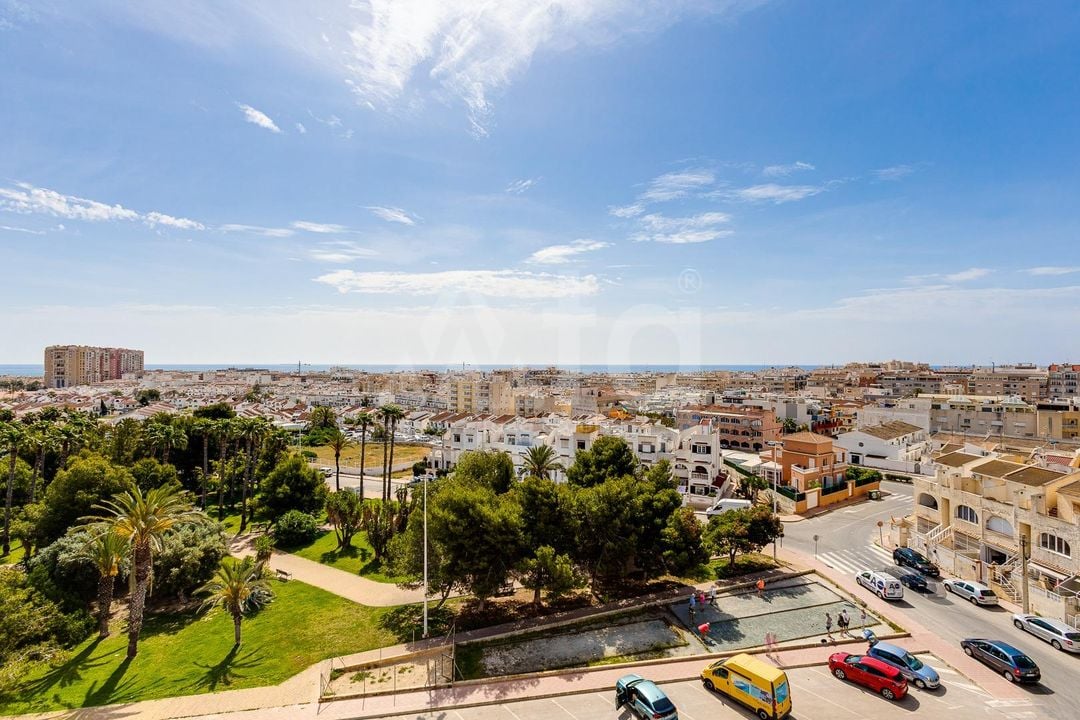 2 bedroom Apartment in Torrevieja - CYM146977 - Photo - 33