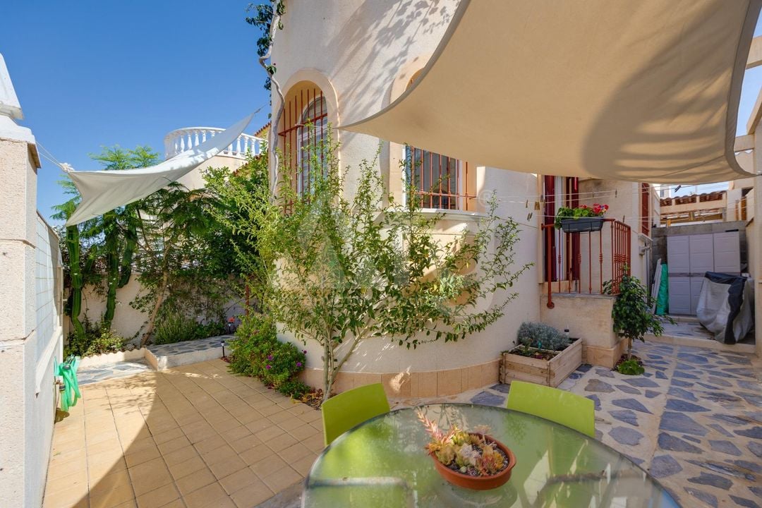 Villa de 2 chambres à Torrevieja - CYM146982 - Photo - 27