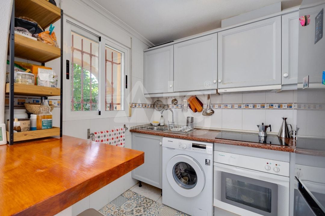 Villa de 2 chambres à Torrevieja - CYM146982 - Photo - 12