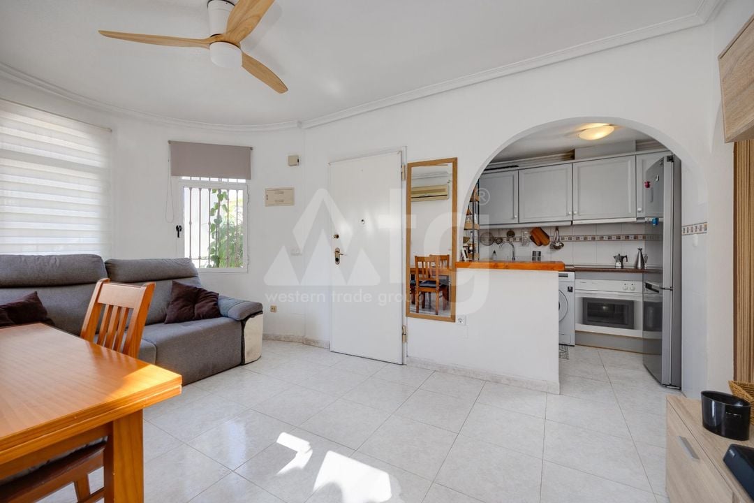 Villa de 2 chambres à Torrevieja - CYM146982 - Photo - 8
