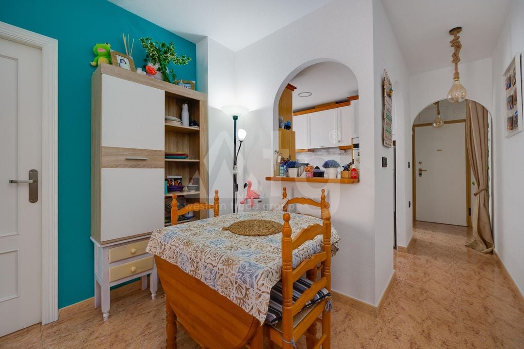 2 bedroom Apartment in Torrevieja - CYM146983 - Photo - 8