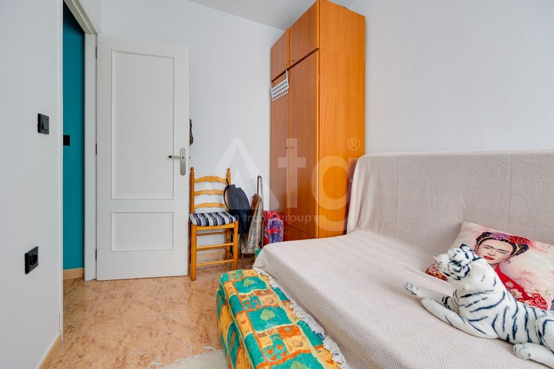2 bedroom Apartment in Torrevieja - CYM146983 - Photo - 13