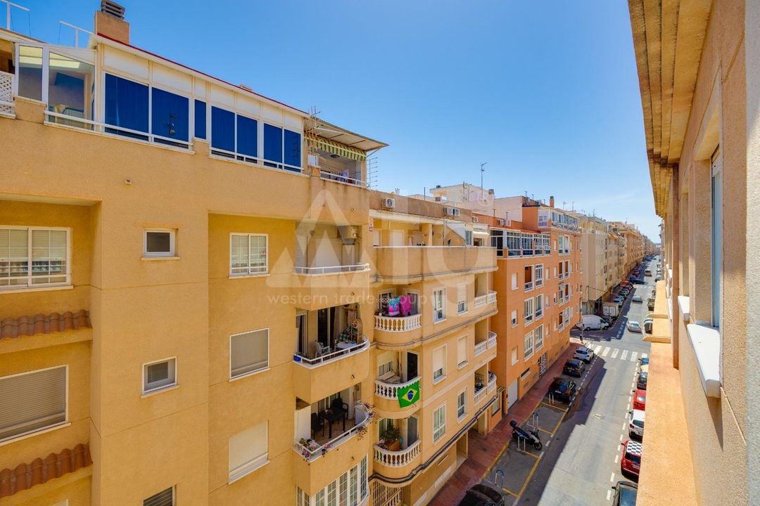 2 bedroom Apartment in Torrevieja - CYM146983 - Photo - 17