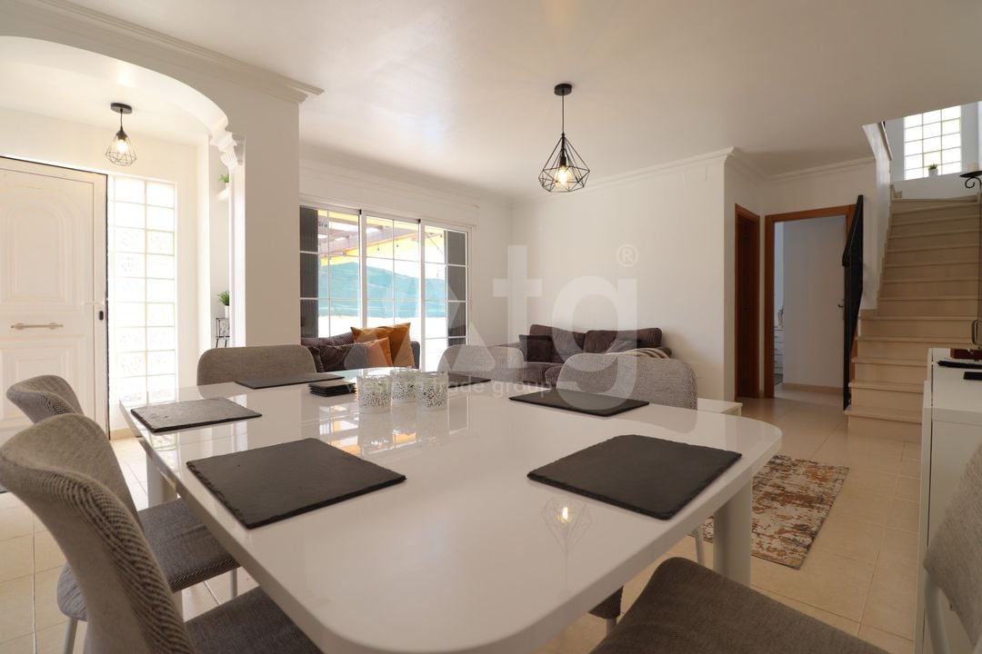 3 bedroom Villa in Los Montesinos - VRE147102 - Photo - 9