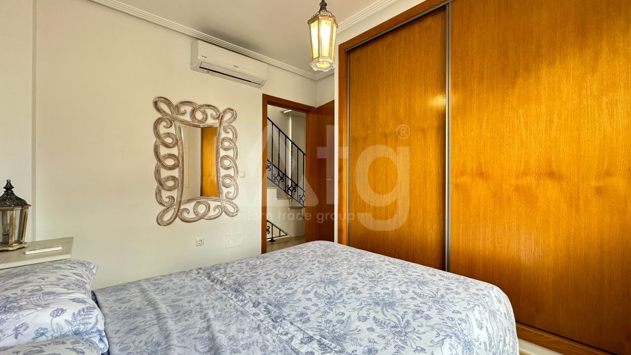 3 bedroom Villa in Los Montesinos - VRE147102 - Photo - 17