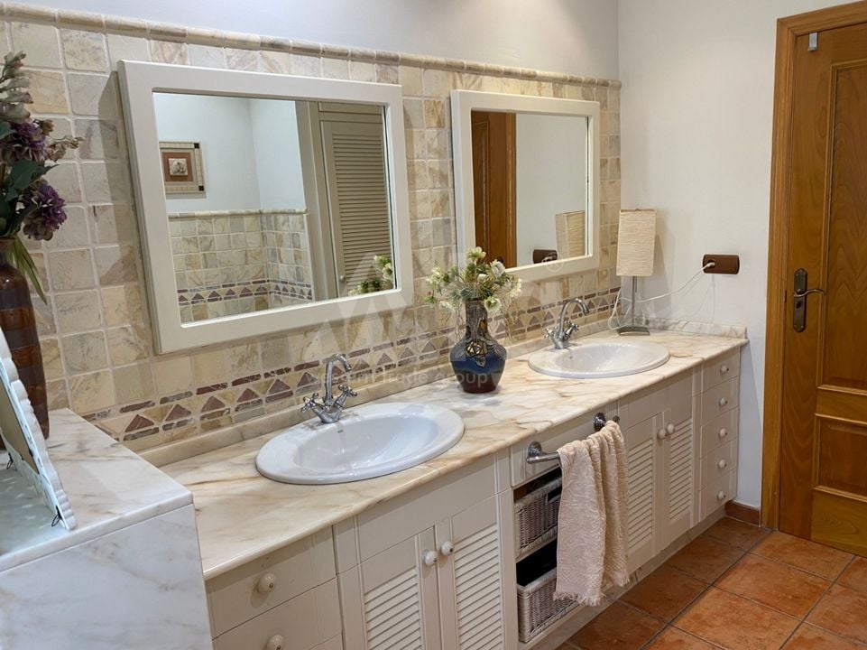 Vilă cu 6 dormitoare în Orba - PGP147198 - Imagini - 24