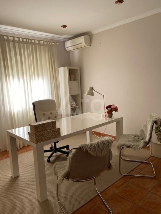 Vilă cu 6 dormitoare în Orba - PGP147198 - Imagini - 22