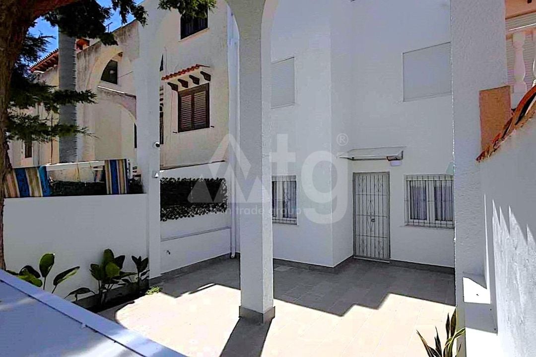 3 bedroom Townhouse in Torrevieja - SV147208 - Photo - 2