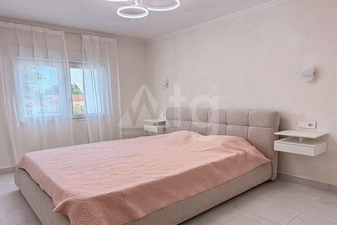 3 bedroom Townhouse in Torrevieja - SV147208 - Photo - 12
