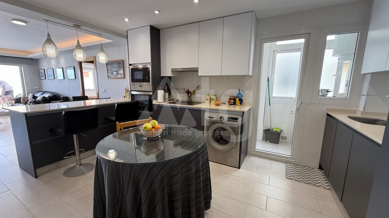 3 bedroom Apartment in Torrevieja - RCJ147356 - Photo - 3