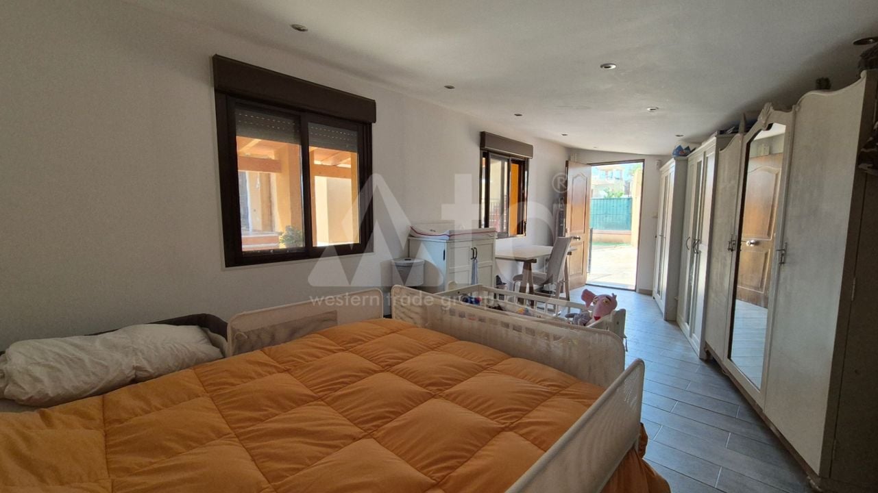 Villa de 2 chambres à Torrevieja - RCJ147358 - Photo - 8