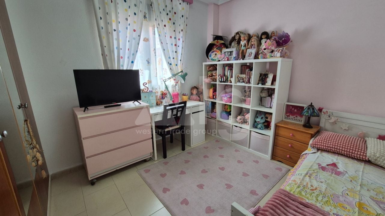 Villa de 2 chambres à Torrevieja - RCJ147358 - Photo - 13