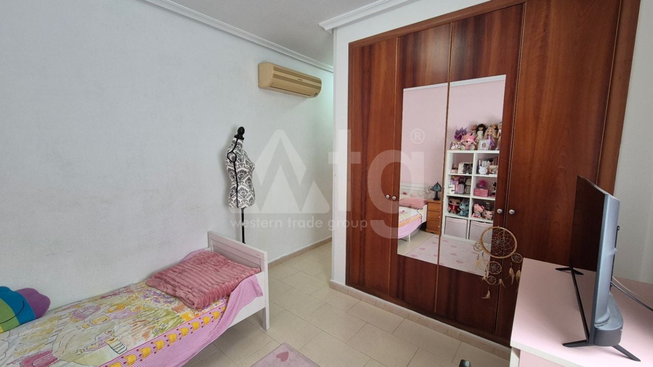 Villa de 2 chambres à Torrevieja - RCJ147358 - Photo - 17